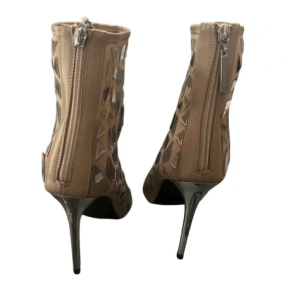 Stylish Tan and Silver Women's Heels - Picture 4 of 4